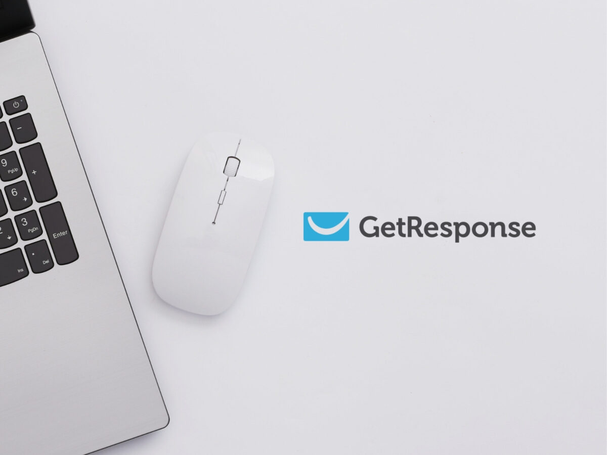 Get Response logo, mouse and keyboard