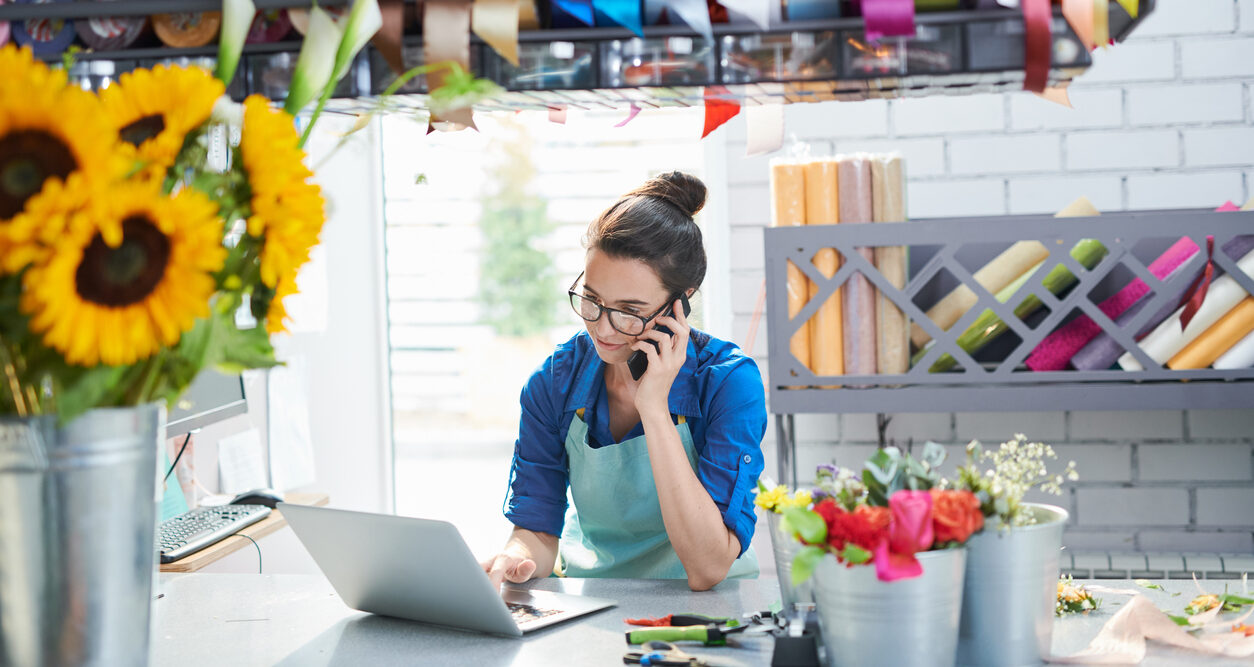 Woman setting up post purchase email automation.
